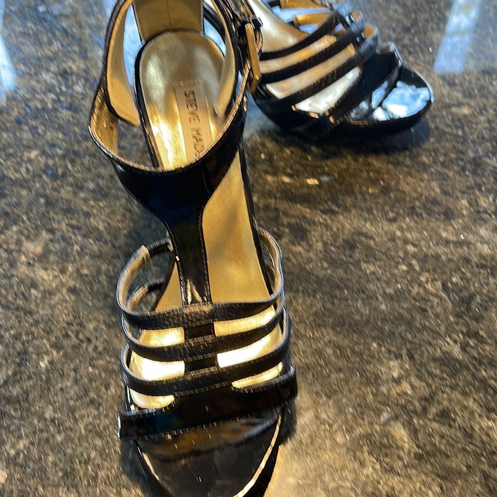 STEVE MADDEN Strappy Heel SZ 71/2
